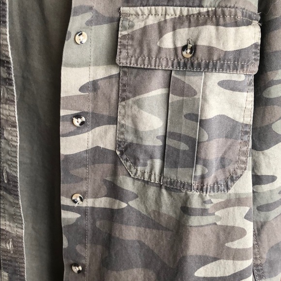 Forever 21 Utility Button Up Shirt - Picture 4 of 4